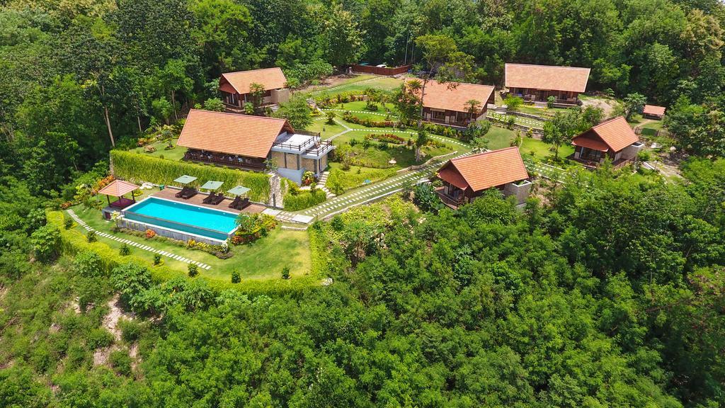 Villa Domanik Labuan Bajo Exterior foto